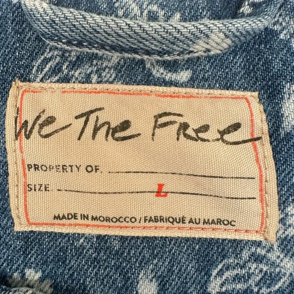 We The Free Blue Layla Denim Jacket Size: Large - Picture 2 of 15